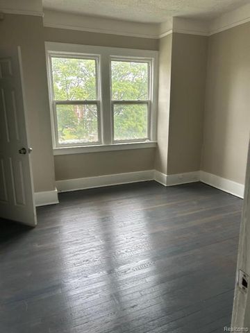 1557 Glynn Ct, Detroit, MI 48206