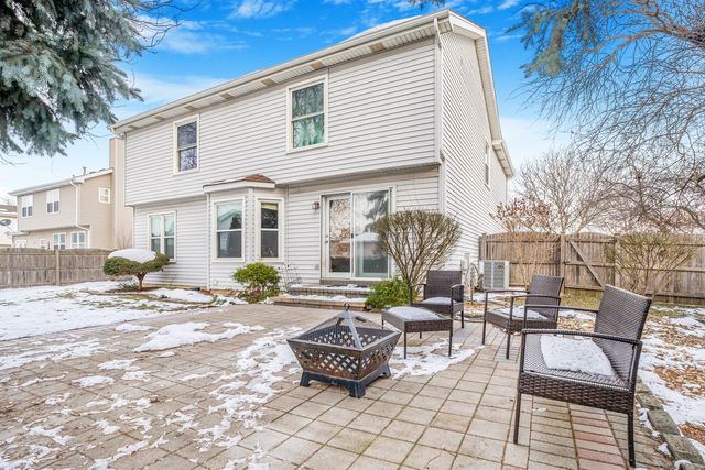 373 Blackfoot Drive, Bolingbrook, IL 60490