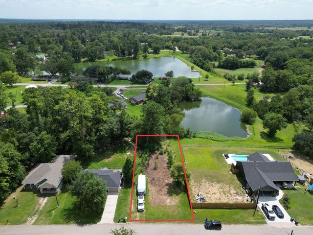 0 Tri Lakes Rd, Montgomery, TX 77316