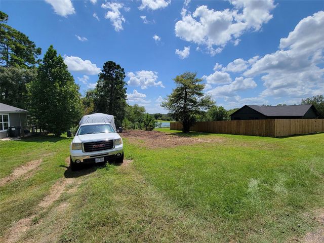0 Tri Lakes Rd, Montgomery, TX 77316