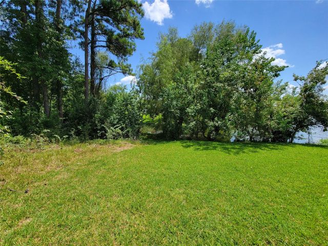 0 Tri Lakes Rd, Montgomery, TX 77316