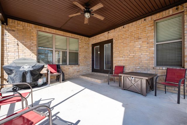 9517 Millers Gardens Cove, Sherwood, AR 72120