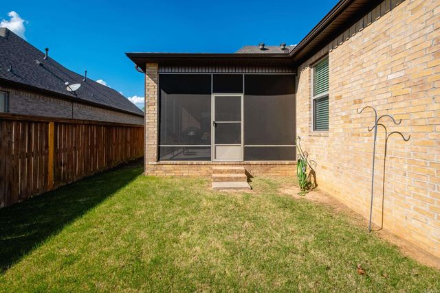 9517 Millers Gardens Cove, Sherwood, AR 72120