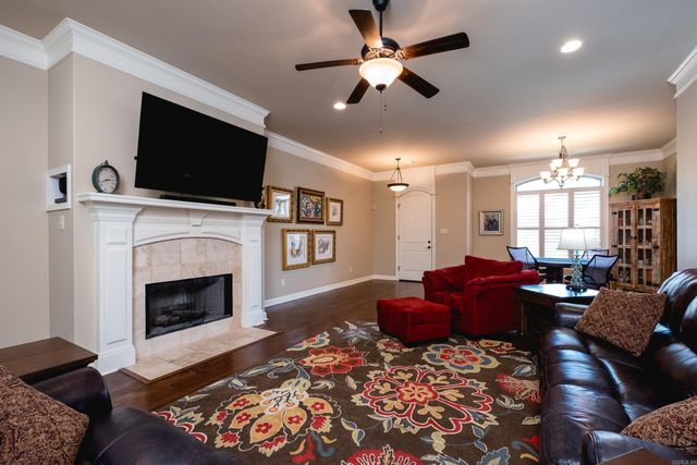 9517 Millers Gardens Cove, Sherwood, AR 72120