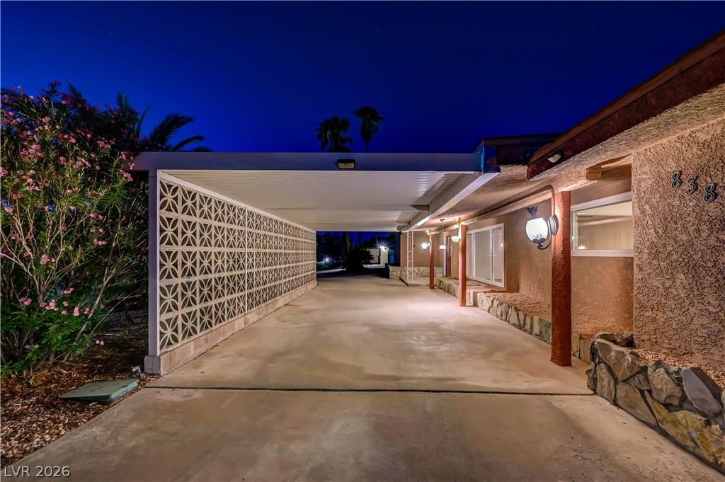 838 Fairview Drive, Henderson, NV 89015 — photo 2