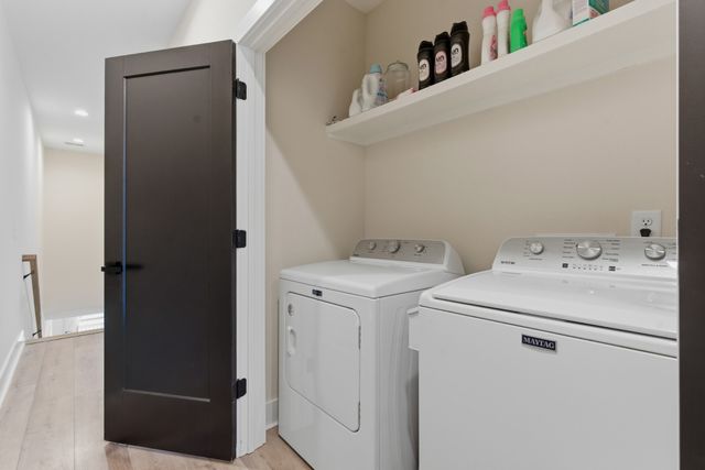 898 Delmas Ave, Nashville, TN 37216