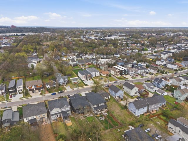 898 Delmas Ave, Nashville, TN 37216