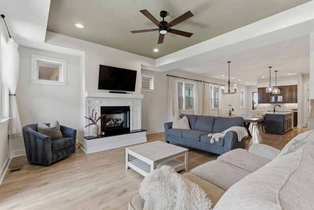 898 Delmas Ave, Nashville, TN 37216