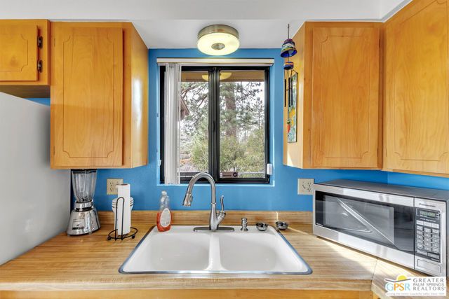 53440 Westridge Road, Idyllwild, CA 92549