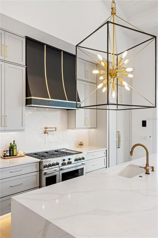 1800 WEBBER STREET, Sarasota, FL 34239