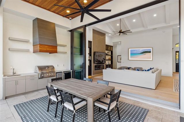 1800 WEBBER STREET, Sarasota, FL 34239