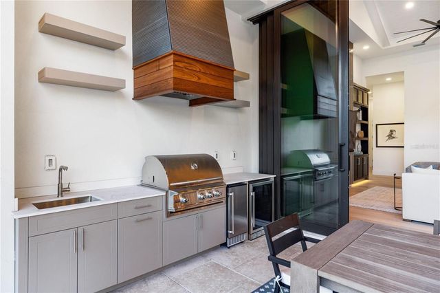 1800 WEBBER STREET, Sarasota, FL 34239