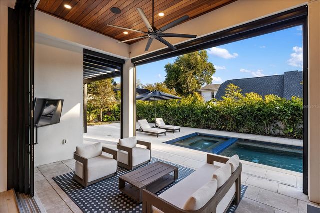 1800 WEBBER STREET, Sarasota, FL 34239