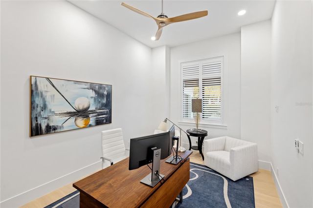 1800 WEBBER STREET, Sarasota, FL 34239