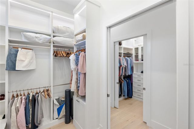 1800 WEBBER STREET, Sarasota, FL 34239