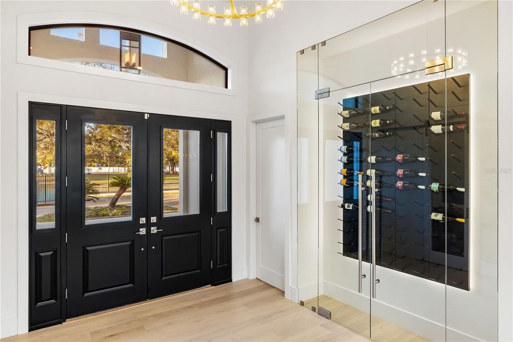 Image 14 of property listing at 1800 WEBBER STREET, Sarasota, FL 34239