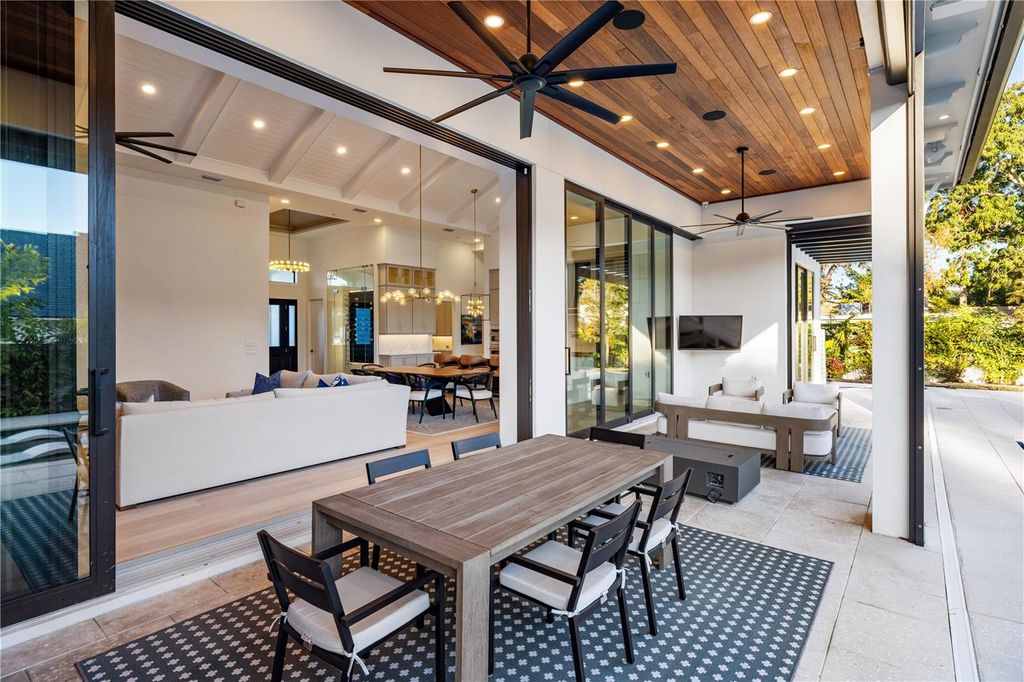 Image 29 of property listing at 1800 WEBBER STREET, Sarasota, FL 34239