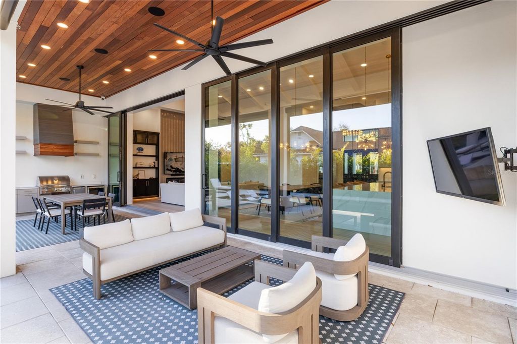 Image 30 of property listing at 1800 WEBBER STREET, Sarasota, FL 34239