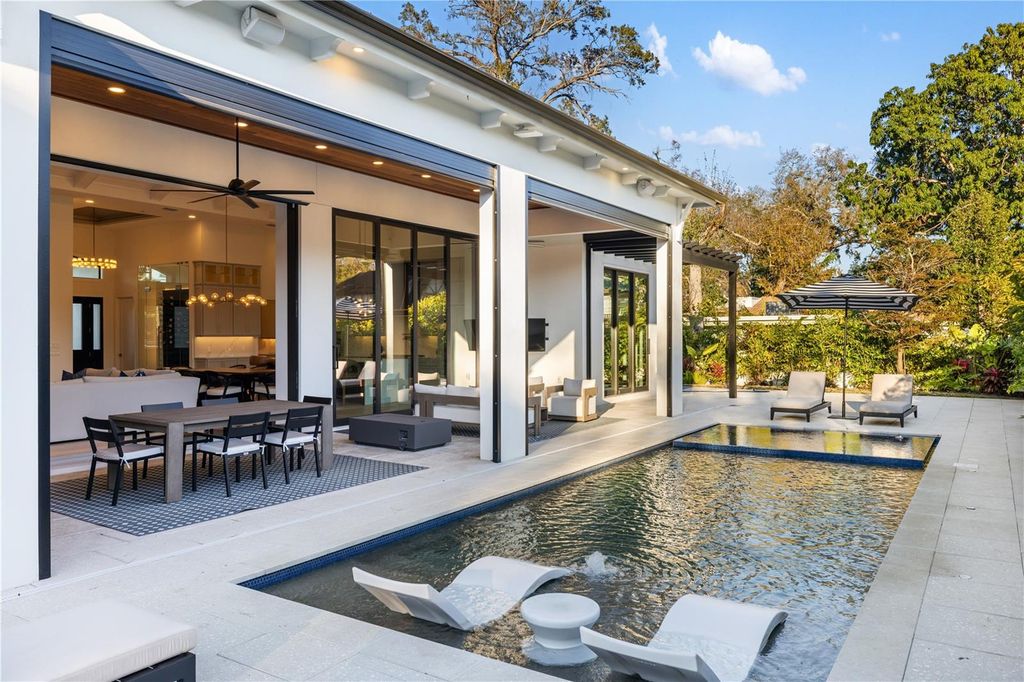 Image 5 of property listing at 1800 WEBBER STREET, Sarasota, FL 34239