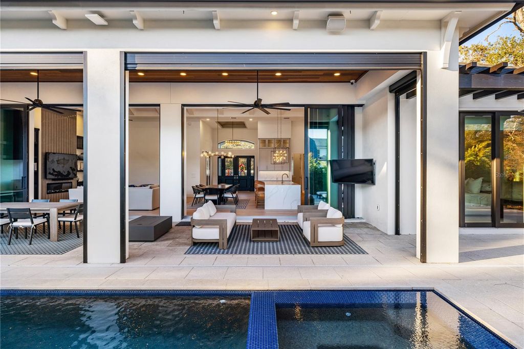 Image 8 of property listing at 1800 WEBBER STREET, Sarasota, FL 34239