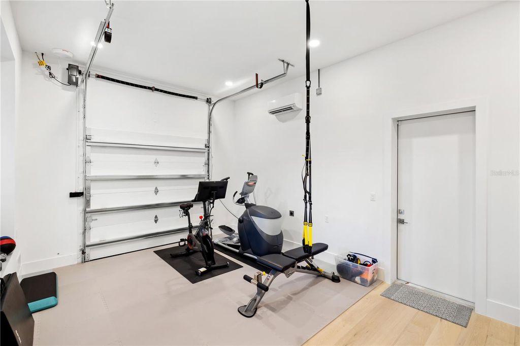 Image 77 of property listing at 1800 WEBBER STREET, Sarasota, FL 34239