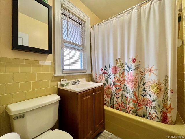 830 Vincent Avenue, Bronx, NY 10465