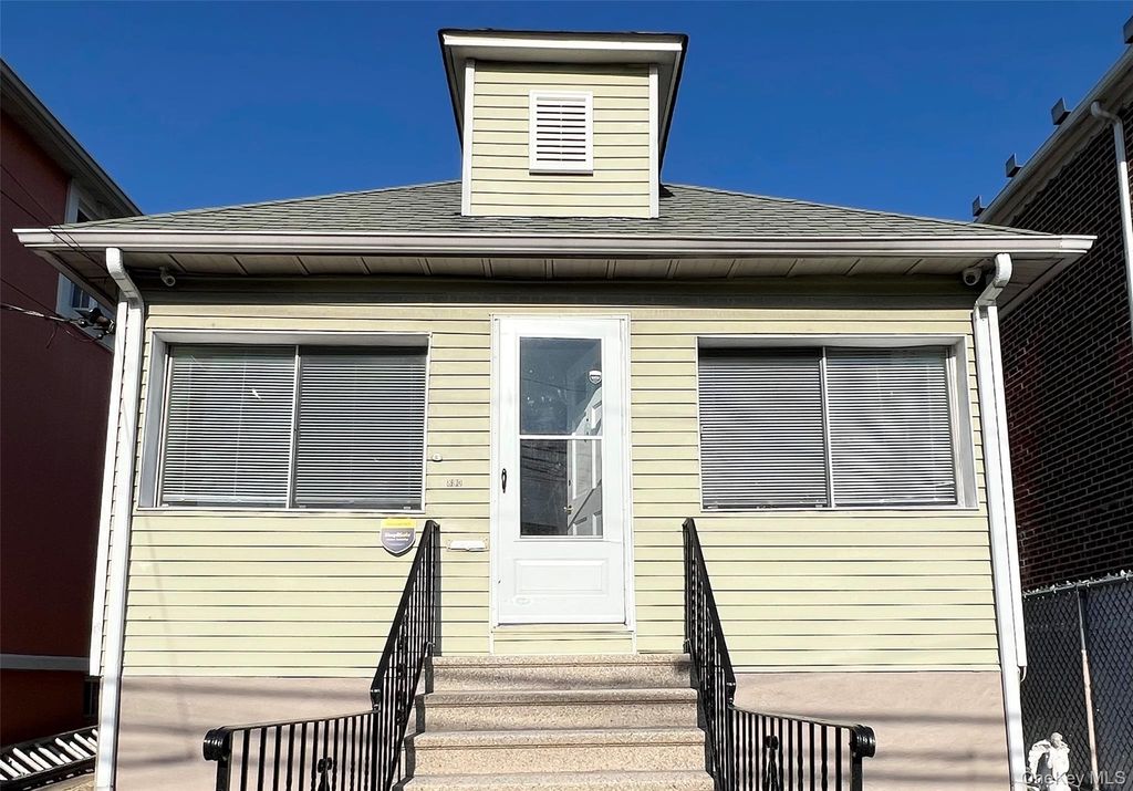 830 Vincent Avenue, Bronx, NY 10465