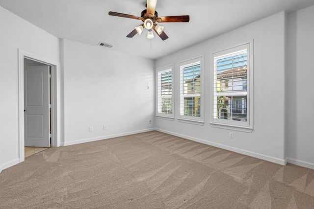 12 Tassia Lane, Pasadena, TX 77058