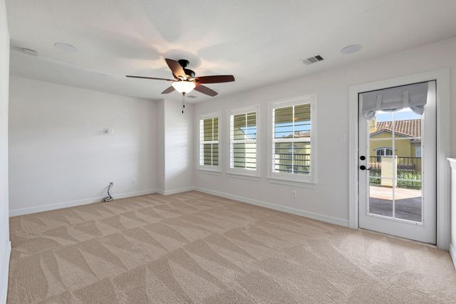 12 Tassia Lane, Pasadena, TX 77058