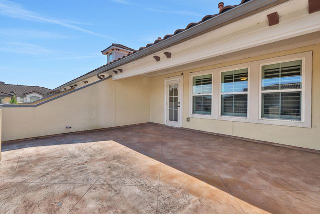 12 Tassia Lane, Pasadena, TX 77058