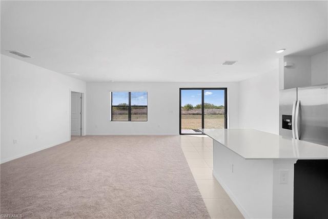 258 silent lake DR, Lehigh Acres, FL 33936