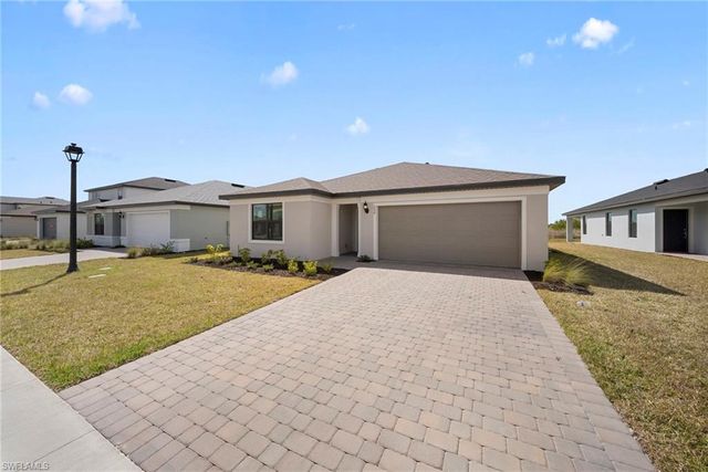 258 silent lake DR, Lehigh Acres, FL 33936