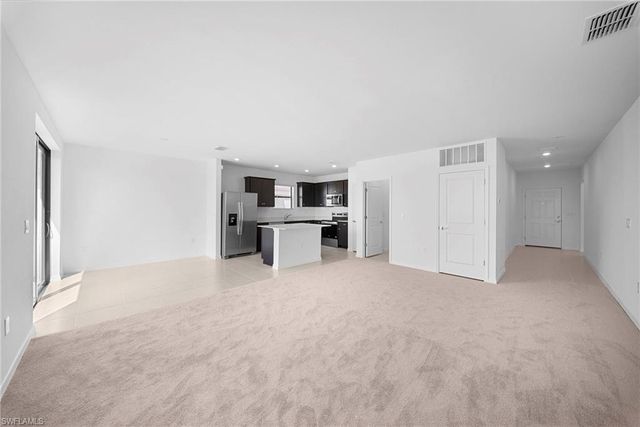 258 silent lake DR, Lehigh Acres, FL 33936