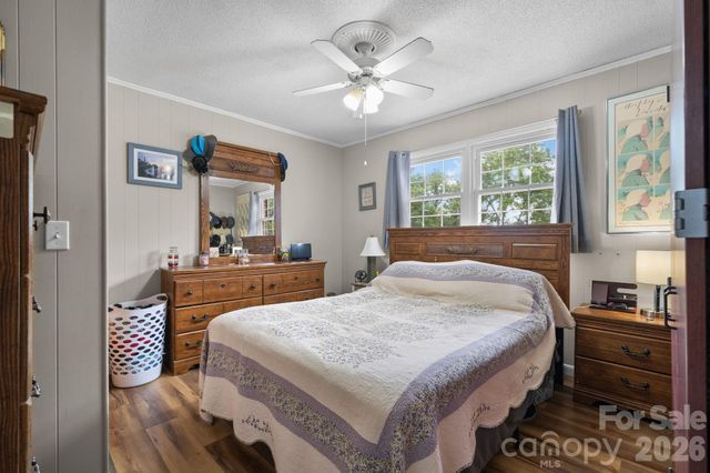 35 Glendale Drive, Spruce Pine, NC 28777