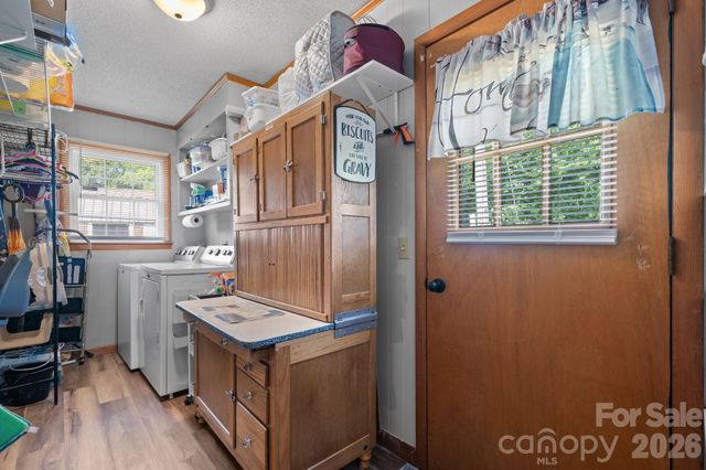 35 Glendale Drive, Spruce Pine, NC 28777