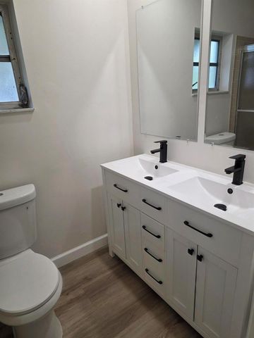 14243 El Clavel Way, Delray Beach, FL 33484