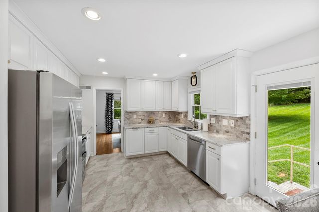728 Wingrave Drive, Charlotte, NC 28270