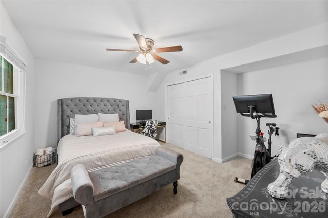 728 Wingrave Drive, Charlotte, NC 28270
