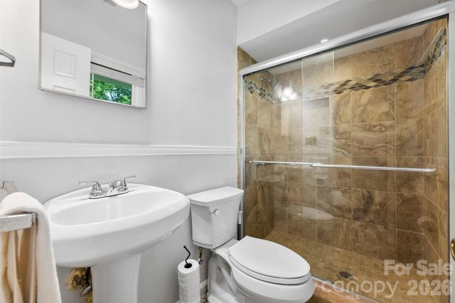 728 Wingrave Drive, Charlotte, NC 28270