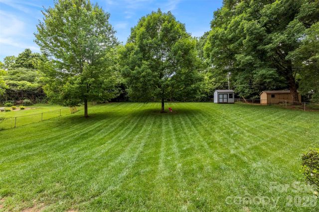 728 Wingrave Drive, Charlotte, NC 28270