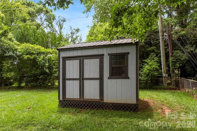728 Wingrave Drive, Charlotte, NC 28270