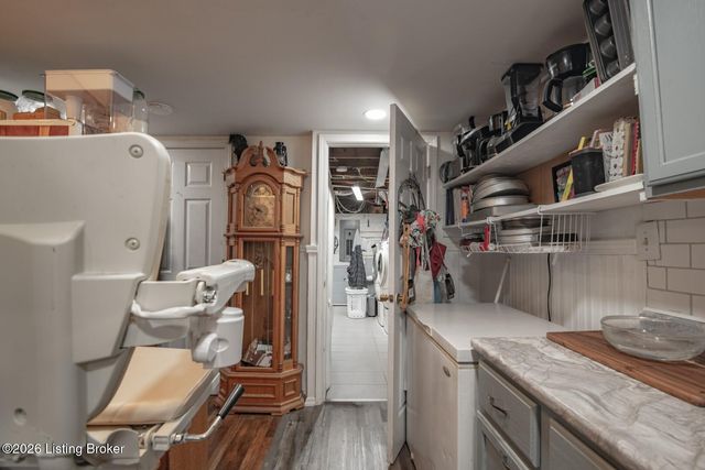 1543 Jim Clark Rd, New Haven, KY 40051