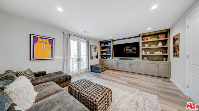 20168 W Cromwell Way, Porter Ranch, CA 91326