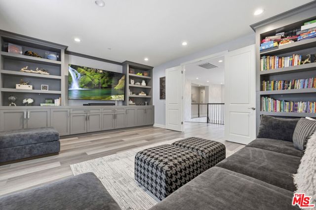 20168 W Cromwell Way, Porter Ranch, CA 91326