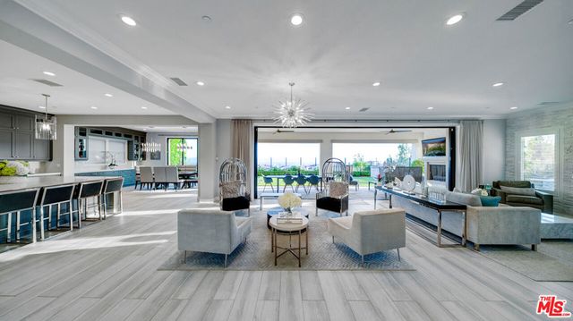 20168 W Cromwell Way, Porter Ranch, CA 91326