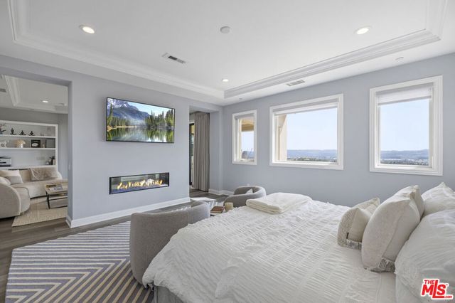 20168 W Cromwell Way, Porter Ranch, CA 91326