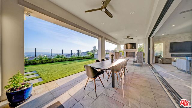 20168 W Cromwell Way, Porter Ranch, CA 91326