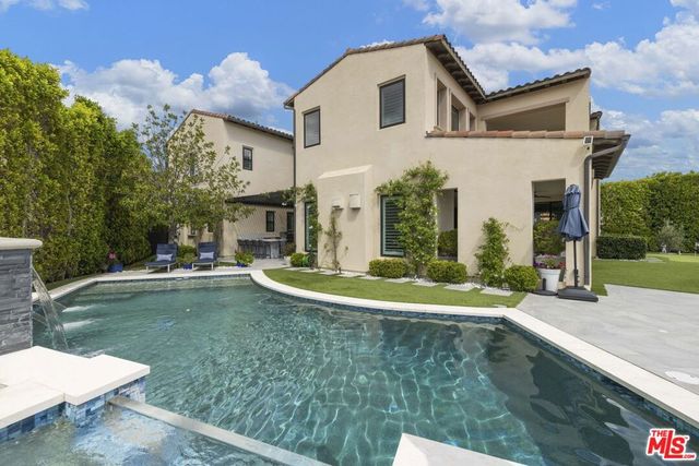 20168 W Cromwell Way, Porter Ranch, CA 91326