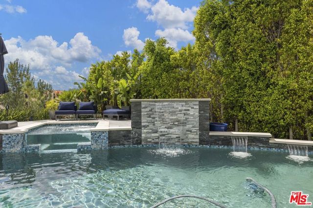 20168 W Cromwell Way, Porter Ranch, CA 91326