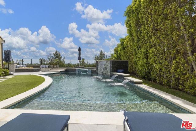 20168 W Cromwell Way, Porter Ranch, CA 91326